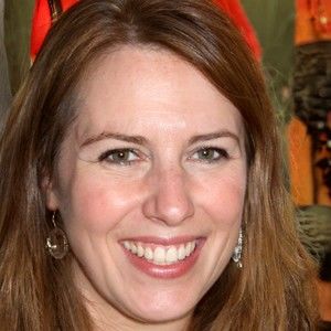 Meet your Posher, Nona